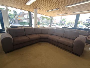 Ronde Hoekbank Taupe – 285 x 285 cm – Direct Leverbaar, Ophalen of Verzenden, Zo goed als nieuw, Stof