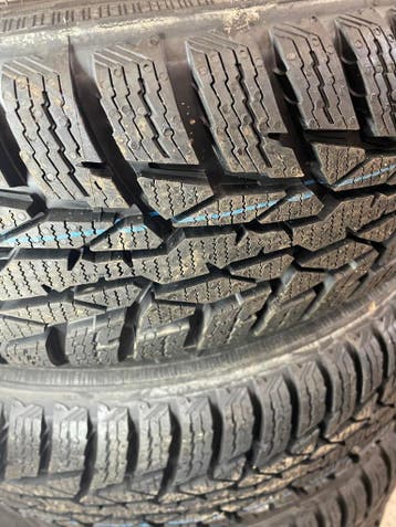 155 65 r14 Winter NOKIAN  ( Zo Goed Als Nieuw) 45 euro, Auto-onderdelen, Ophalen, 14 inch, Gebruikt, 155 mm