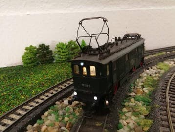 Roco H0 - Elektrische locomotief (1) - BR 116 019-1 met, Nieuw