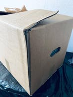 Wereld - Veiling Hal Doos(35x35x40 cm) Voornamelijk Lege, Gestempeld