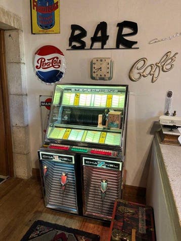 Seeburg - 222 Jukebox