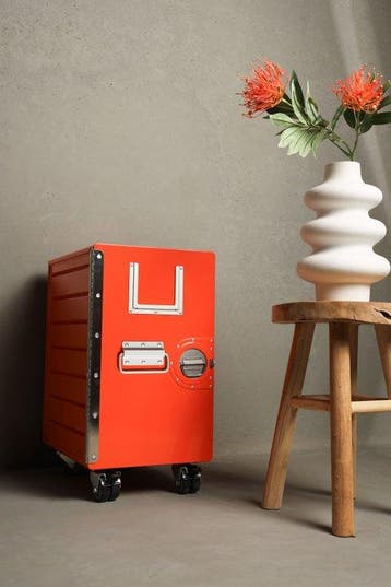 Trap Trading - Trolleys van luchtvaartmaatschappijen -