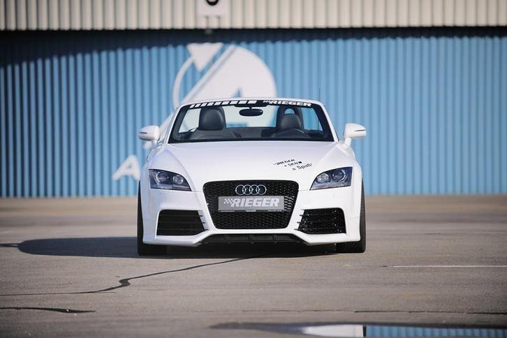 Voorbumper Audi TT 8J Rieger met koplampsproeiers, Auto-onderdelen, Carrosserie en Plaatwerk, Ophalen of Verzenden