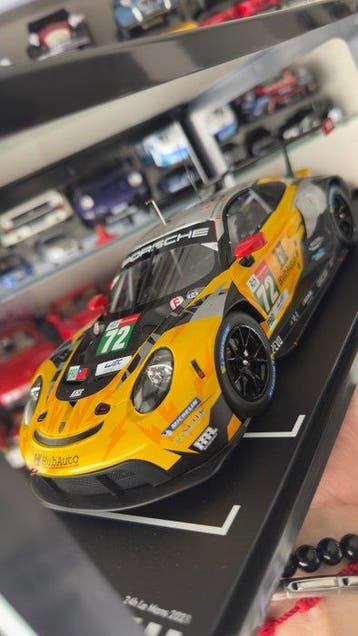 IXO 1:18 - Modelauto - Porsche 911 RSR #72 - Modelo Raro -, Nieuw