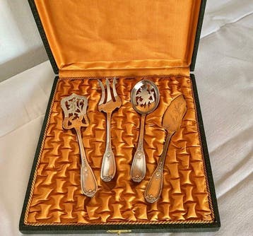 Tafelservies (4) - Wit metaal - Servies voor mignardises