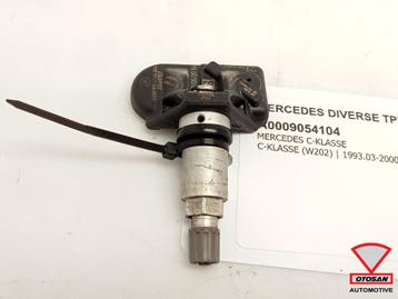 Mercedes Diverse TPMS Banden Sensor Ventiel A0009054104, Ophalen, Gebruikt, Mercedes-Benz
