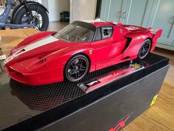 Hot Wheels 1:18 - Model sportwagen - Ferrari FXX Hot Wheels, Nieuw