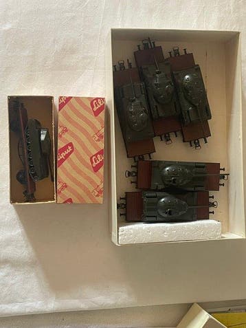Liliput, Roco 1:87 - Model militair voertuig (6) - Wagon, Nieuw