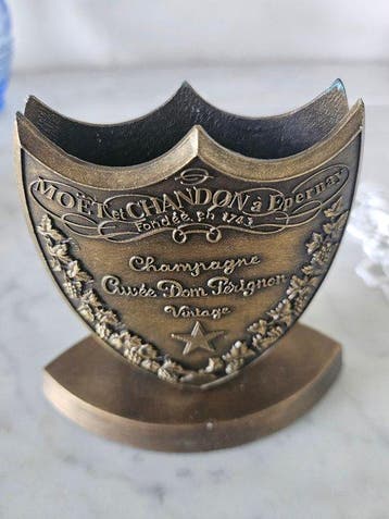 Dom Pérignon - Wijnaccessoire - Brons - menukaarthouder, Nieuw