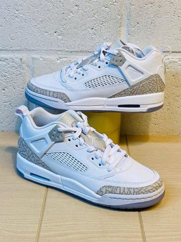 Air Jordan - Spikzit White Cement P40 - Sneakers - Maat: EU, Nieuw