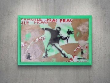 LURNC LXX 1969 - Fragile Flower Thrower - Banksy Style