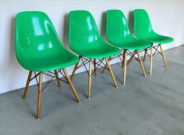 Herman Miller, Vitra - Charles & Ray Eames - Stoel (4) - DSW