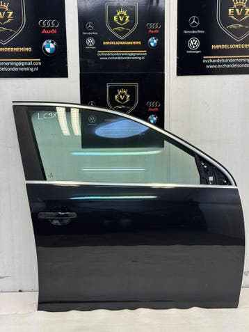 Portier 4-deurs rechts voor VW Jetta bj.2008 zwart LC9X, Gebruikt, Voor, Volkswagen, Deur