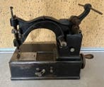 Naaimachine - Industrie Model B - Gietijzer - Ludwig & Co