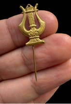 Curieus en melodisch Vintage Spintone in de vorm van een, Antiek en Kunst, Curiosa en Brocante