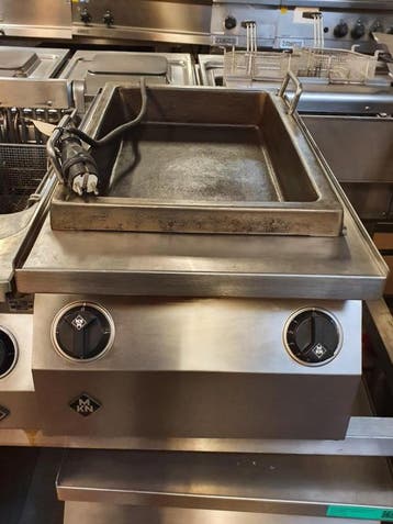 Occasion MKN bakplaat electrisch, Ophalen, Gebruikt, Ovens, Magnetrons en Steamers