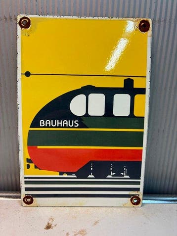 Bauhaus – Gestroomlijnde Trein – Emaille Designbord -, Nieuw
