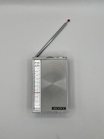Sony - TFM-825L 3-Band Portable Transistorradio, Nieuw