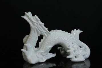 Porselein - Arita ware  Itt kiln - Liggende draak Garyu