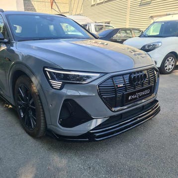 Front Splitter Audi e-Tron S-Line, Verzenden