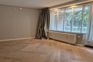 Huis Van Grobbendoncklaan in Den Bosch, Den Bosch, Via bemiddelaar, Overige soorten, Noord-Brabant