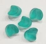 10 x Glaskraal nugget mat turquoise 8 mm – gat ca. 1 mm, Ophalen of Verzenden, Nieuw, Kraal