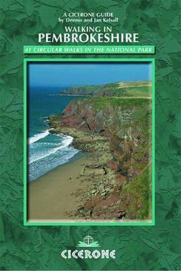 Walking in Pembrokeshire / Cicerone guides - Dennis Kelsall, Verzenden, Gelezen, Dennis Kelsall