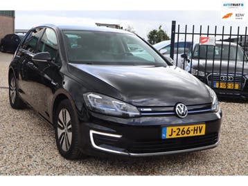 Volkswagen e-Golf | Zakelijke Lease v.a. €217.43 pm, Automaat, Gebruikt, Zwart, Leder