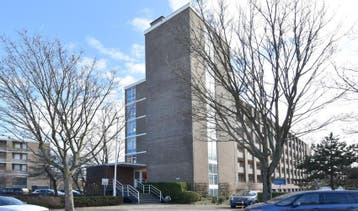 Te Huur 3 Kamer Appartement Sportlaan In Den Haag, Huizen en Kamers, Den Haag, Den Haag, Direct bij eigenaar, Appartement