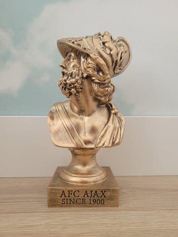 Schild Ajax Amsterdam. Borstbeeld brons., Nieuw