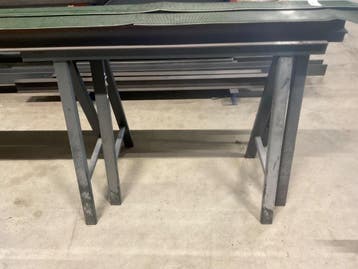 Online veiling: Metalen schragen (7 stuks), Nieuw