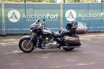 Veiling: Motor Harley-Davidson Ultra Limited CVO Benzine 201, Chopper