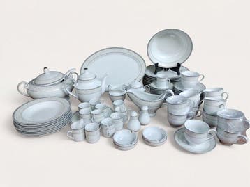 Tafelservies (71) - Beenderporselein - porseleinen servies