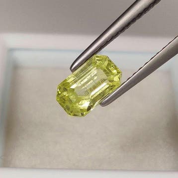 Zonder minimumprijs - 1 pcs Geel Saffier - 1.59 ct -, Sieraden, Tassen en Uiterlijk, Nieuw
