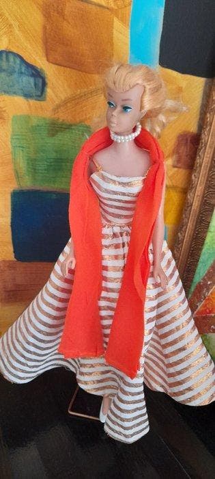 Mattel - Figuur - 60ties Barbie Holidaydance made in