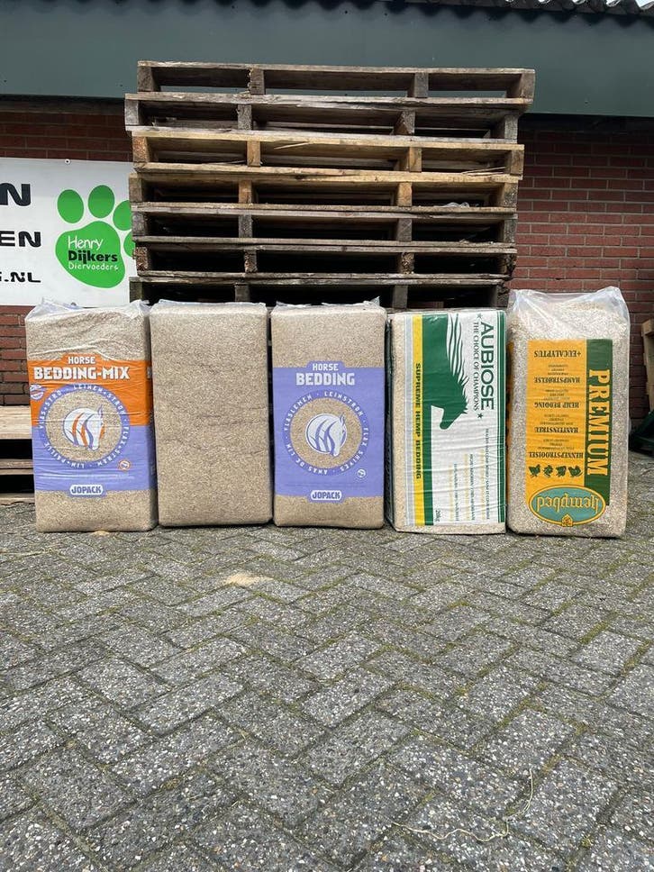 Vlas Tarwestro Vlasmix Hennepstrooisel Aubiose Koolzaadstro, Dieren en Toebehoren, Dierenvoeding, Ophalen