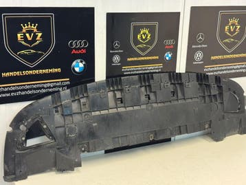 Renault Trafic voorbumper onderplaat bj.2016 art.214772809R, Auto-onderdelen, Gebruikt, Voor, Renault