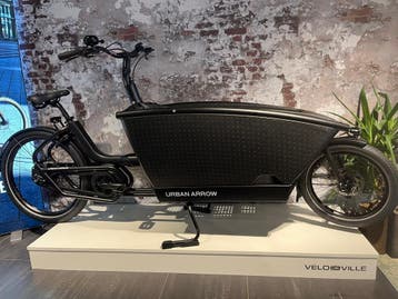 Urban Arrow Family demo / refurbished / overjarig, Fietsen en Brommers, Fietsen | Bakfietsen, Overige merken, Huif, Ophalen of Verzenden