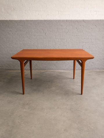 Uldum Mobelfabrik - Johannes Andersen - Eettafel - Teak, Antiek en Kunst