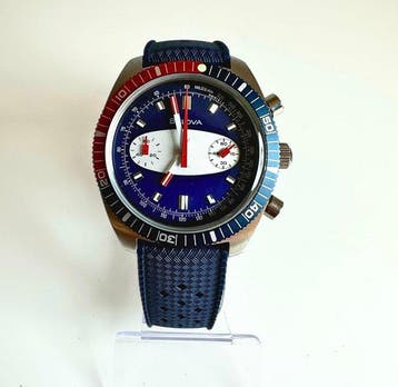 Bulova - surfboard - Zonder minimumprijs - Heren - 2000-2010, Nieuw