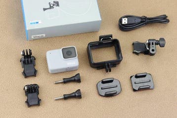 GoPro Hero 7 + GoPro Helmet Front & Side Mount set, Nieuw