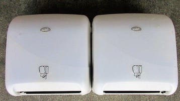 Bubbles Handdoekdispenser, B34 x D23 x H37 cm, Gebruikt