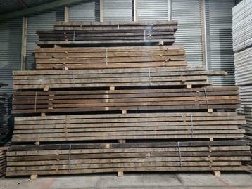 Oud grenen balken..!, Doe-het-zelf en Verbouw, Hout en Planken, Gebruikt, Grenen, Ophalen of Verzenden, Balk