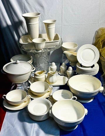 Wedgwood - Tafelservies (37) - Edme - Aardewerk, Porselein