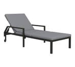 Rotan Ligstoel Met Verstelbare Rugleuning – Zwart, grijs, Verzenden, Nieuw, Metaal, Inklapbaar