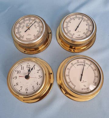 Junghans - Weerstation (4) - Messing