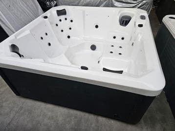 Nieuwe spa, 200 x 200, beursmodel, Nieuw