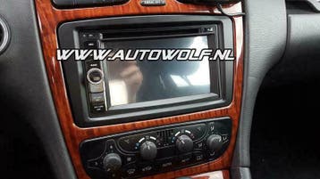 Autoradio met GPS navigatie, 2DIN, met achteruitrijcamera, Verzenden, Nieuw, Maserati