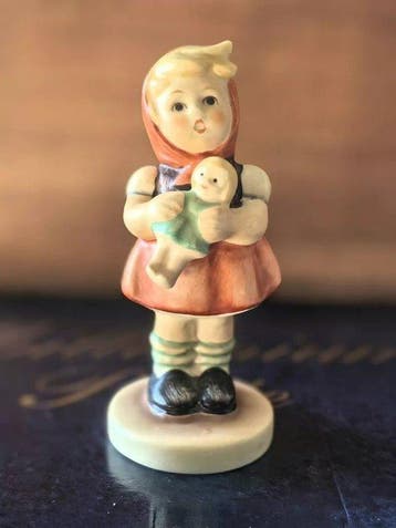 Goebel - Beeld, Hummel figurines - 9 cm - Keramiek