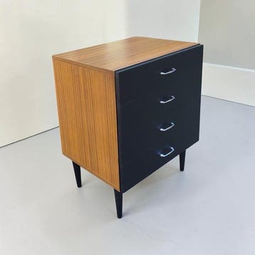 Ladekast - Hout - Vintage dressoir uit PRL 1976